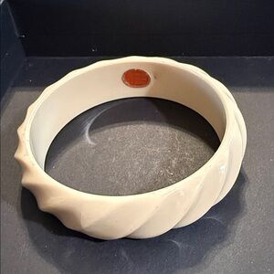 Vintage Lucite Twisted Bangle Bracelet